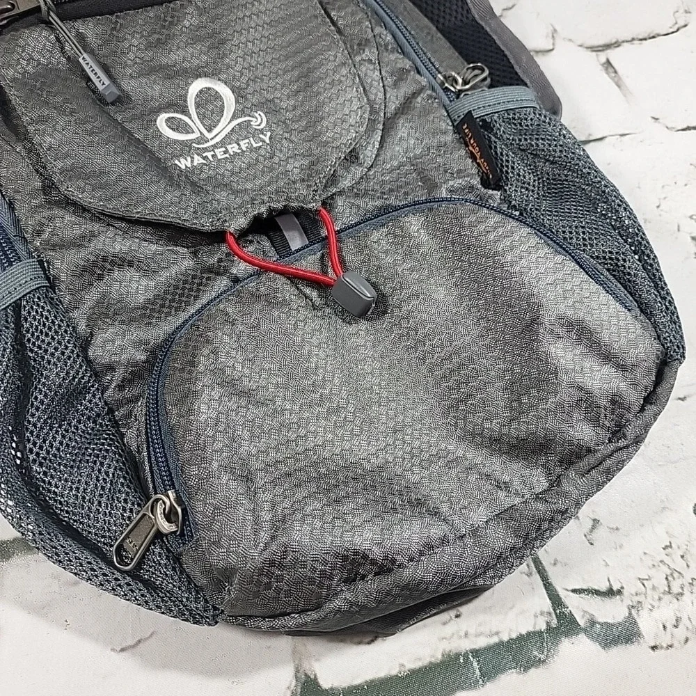 Waterfly Slight Crossbody Backpack Tote Bag Zippered‎ Pockets Gray Book Bag
